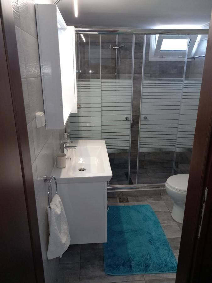 Ekie Apartment With Sea View カラマタ エクステリア 写真